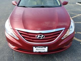 Hyundai Sonata 2011 photo 1