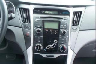 Hyundai Sonata 2011 photo 1