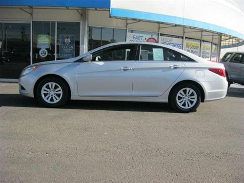 Hyundai Sonata 2011 photo 2