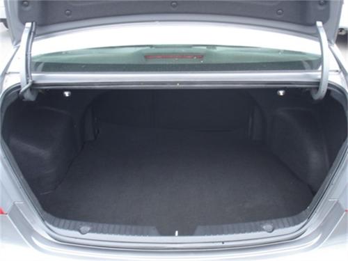 Hyundai Sonata 2011 photo 3