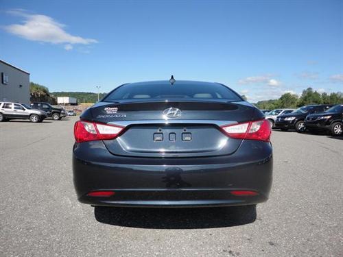 Hyundai Sonata 2011 photo 3