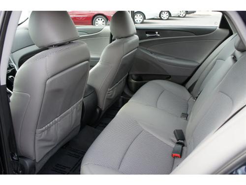 Hyundai Sonata 2011 photo 1