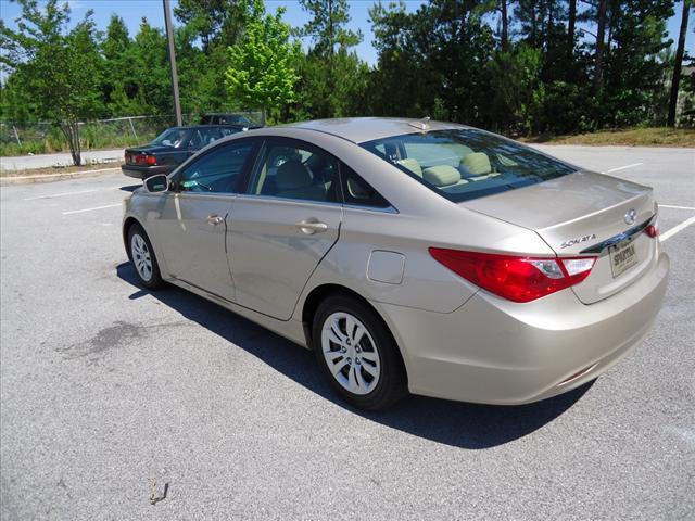 Hyundai Sonata 2011 photo 1