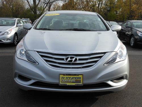 Hyundai Sonata 2011 photo 4