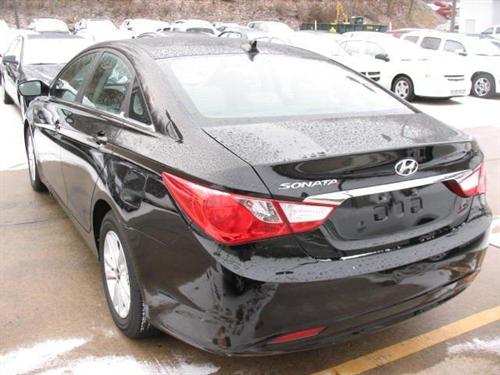 Hyundai Sonata 2011 photo 4