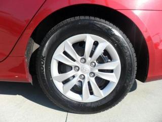 Hyundai Sonata 2011 photo 2