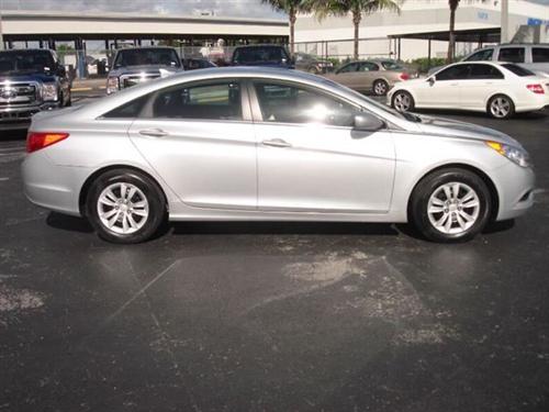 Hyundai Sonata 2011 photo 3