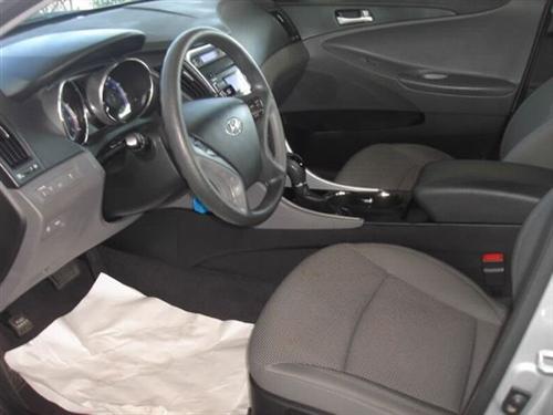 Hyundai Sonata 2011 photo 4