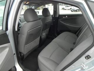 Hyundai Sonata 2011 photo 3