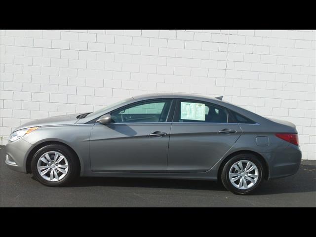 Hyundai Sonata 2011 photo 1