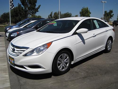 Hyundai Sonata 2011 photo 2