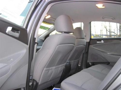 Hyundai Sonata 2011 photo 2