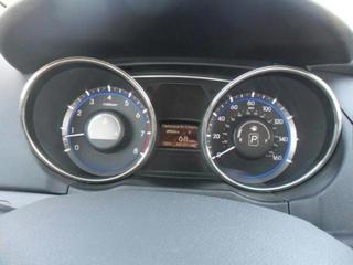 Hyundai Sonata 2011 photo 2