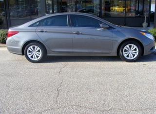 Hyundai Sonata 2011 photo 4