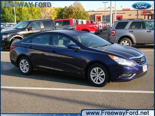 Hyundai Sonata 2011 photo 3