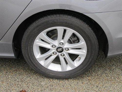 Hyundai Sonata 2011 photo 3