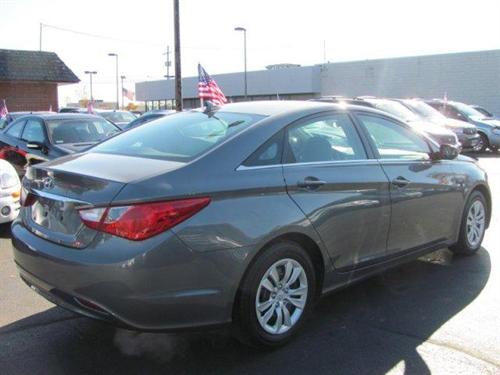 Hyundai Sonata 2011 photo 1