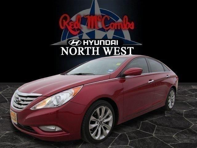 Hyundai Sonata SE Sedan