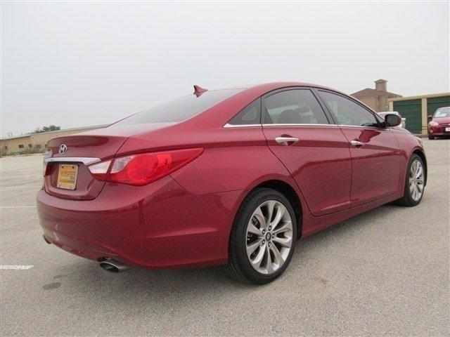 Hyundai Sonata 2011 photo 3