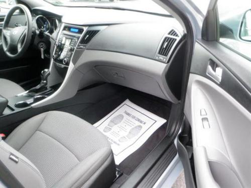 Hyundai Sonata 2011 photo 3