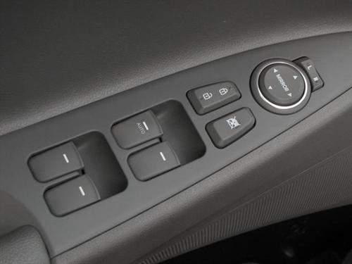 Hyundai Sonata 2011 photo 4