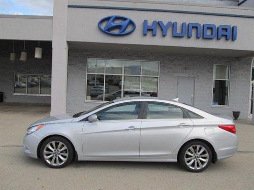 Hyundai Sonata 2011 photo 2