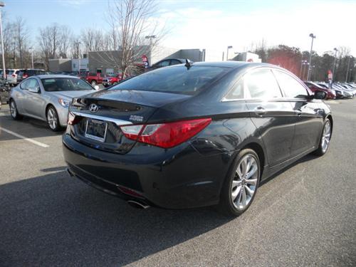Hyundai Sonata 2011 photo 4