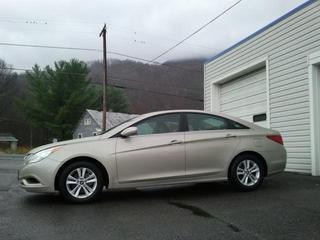 Hyundai Sonata 2011 photo 2