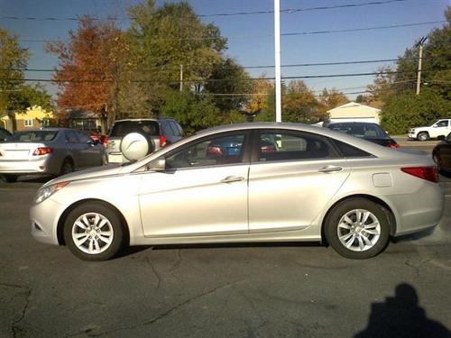 Hyundai Sonata 2011 photo 1