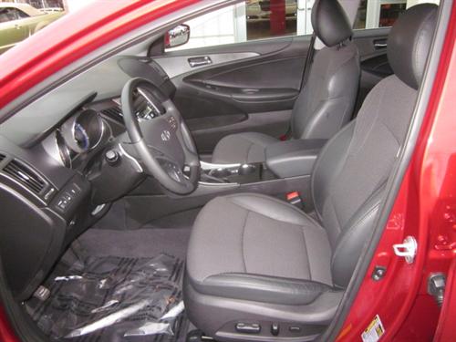 Hyundai Sonata 2011 photo 4
