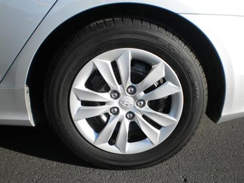 Hyundai Sonata 2011 photo 2