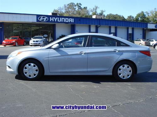 Hyundai Sonata 2011 photo 1
