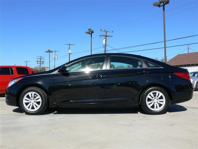 Hyundai Sonata 2011 photo 1