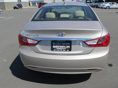 Hyundai Sonata 2011 photo 5