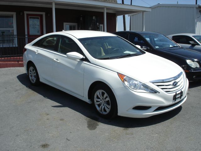 Hyundai Sonata 2011 photo 3
