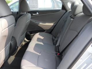 Hyundai Sonata 2011 photo 3