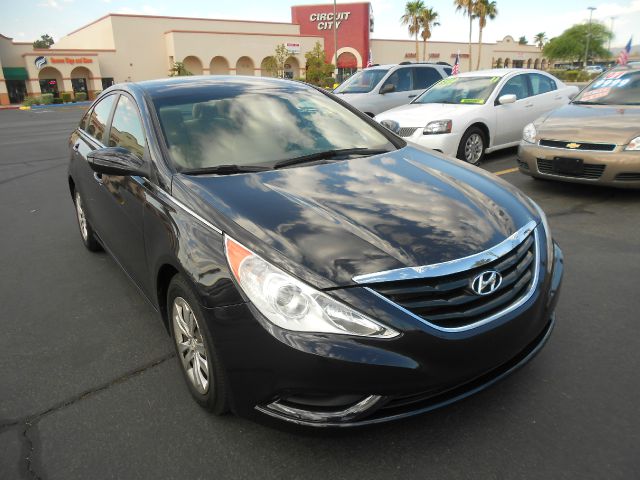 Hyundai Sonata 2011 photo 3