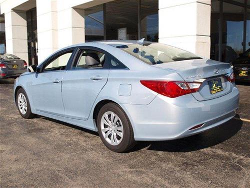 Hyundai Sonata 2011 photo 2