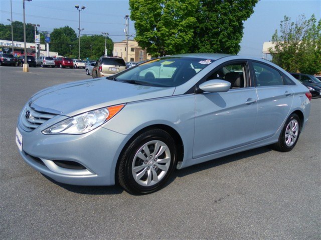 Hyundai Sonata 2011 photo 1