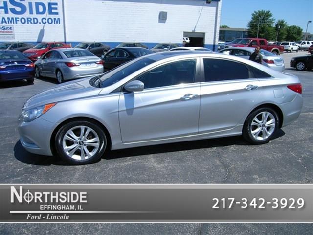 Hyundai Sonata 2011 photo 1