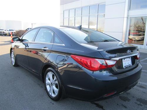 Hyundai Sonata 2011 photo 1