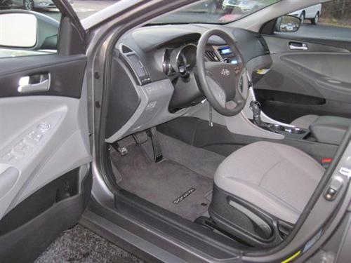 Hyundai Sonata 2011 photo 1