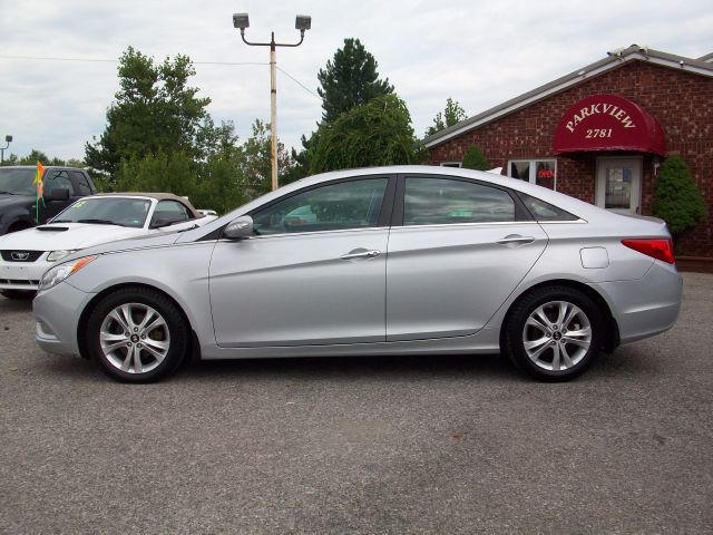 Hyundai Sonata 2011 photo 1