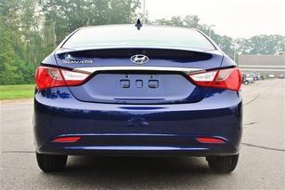 Hyundai Sonata 2011 photo 5