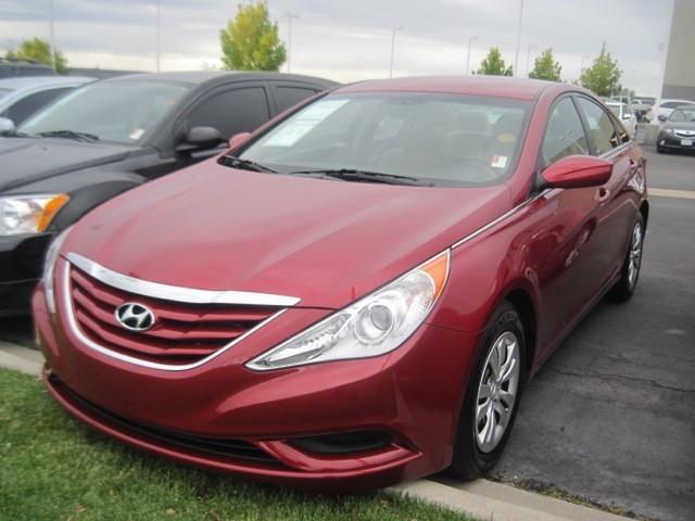 Hyundai Sonata FWD 4dr Sport Sedan