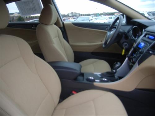 Hyundai Sonata 2011 photo 2