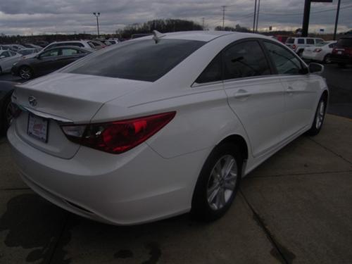 Hyundai Sonata 2011 photo 5