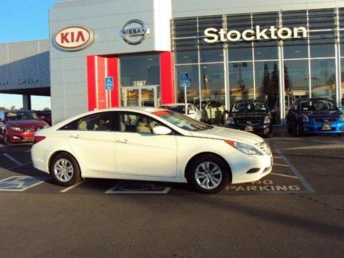 Hyundai Sonata 2011 photo 1