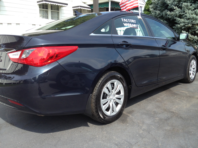 Hyundai Sonata 2011 photo 3