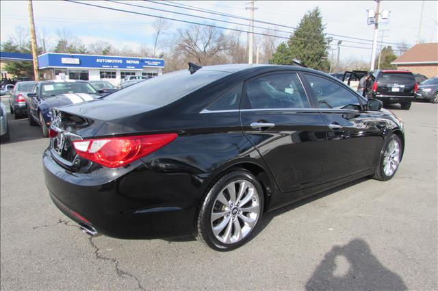 Hyundai Sonata 2011 photo 3